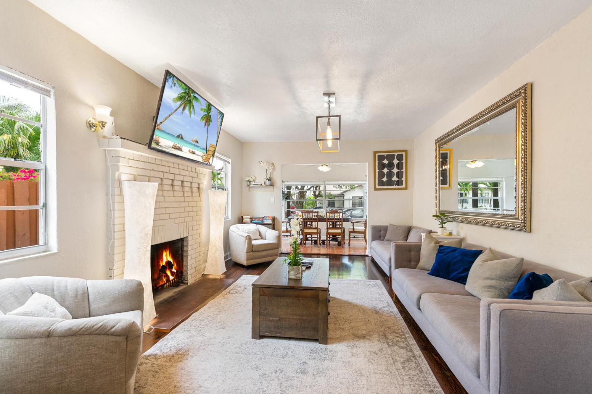 Chic Downtown Vacation Home And Guest Home West Palm Beach Buitenkant foto