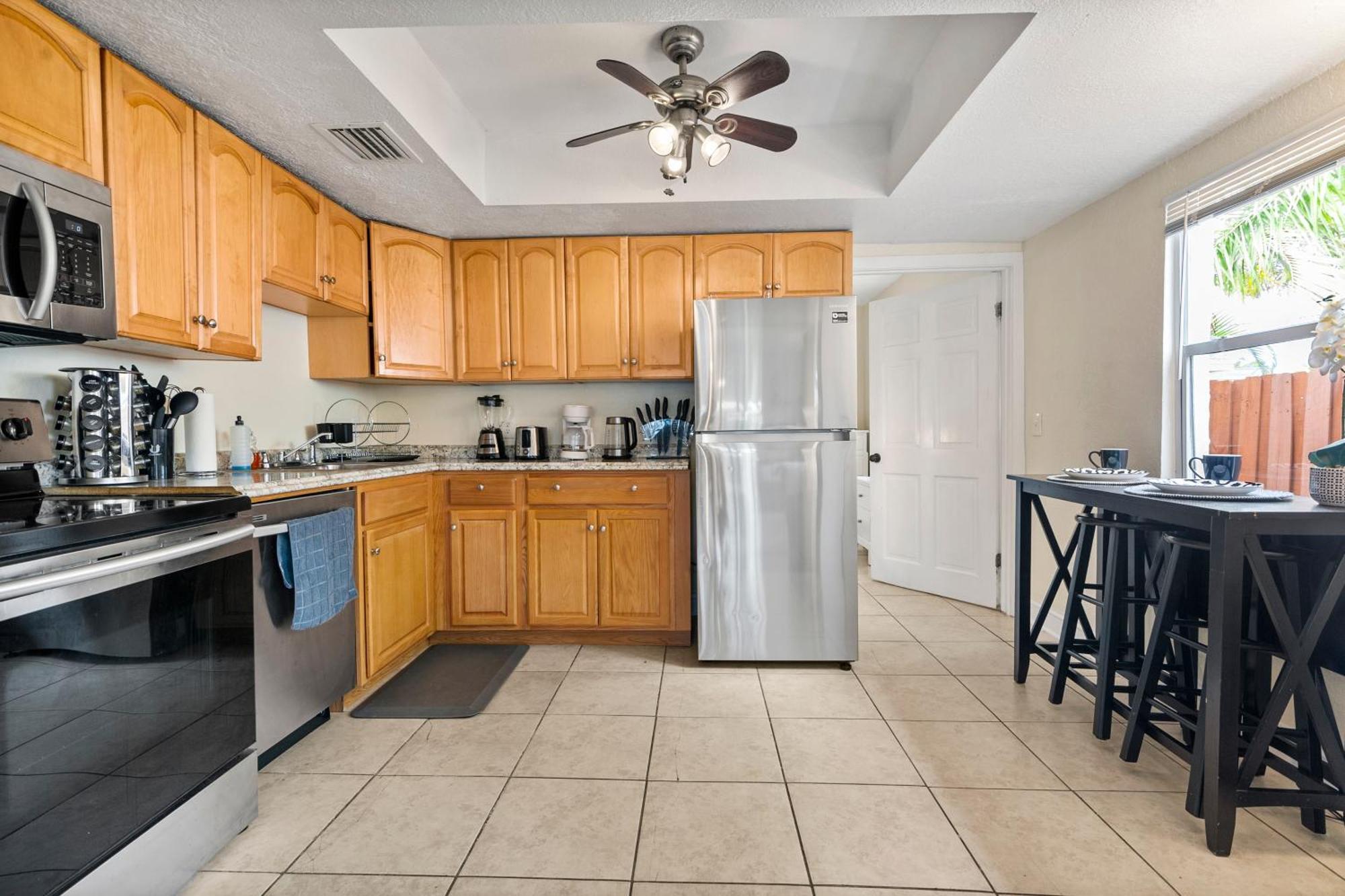 Chic Downtown Vacation Home And Guest Home West Palm Beach Buitenkant foto