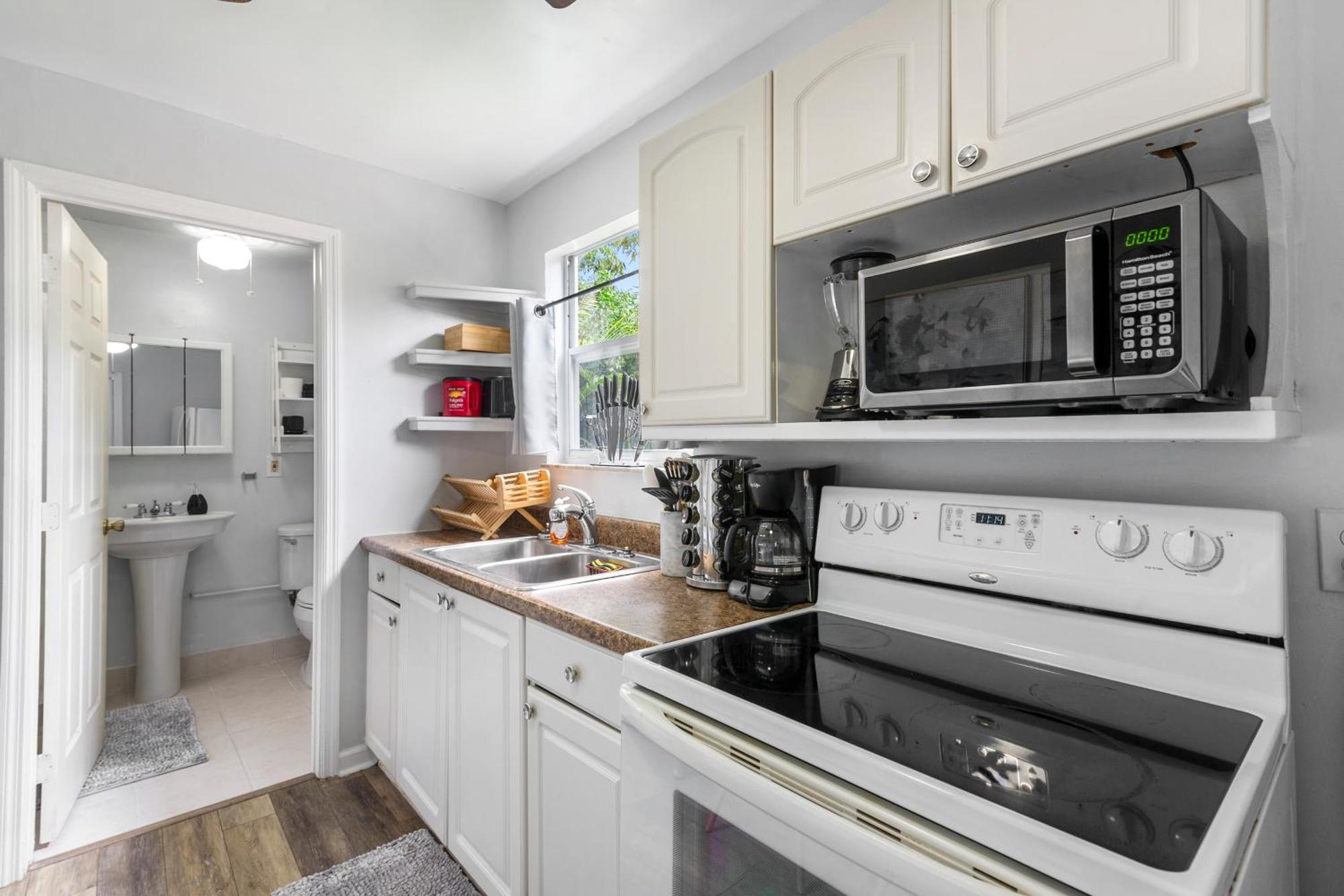 Chic Downtown Vacation Home And Guest Home West Palm Beach Buitenkant foto