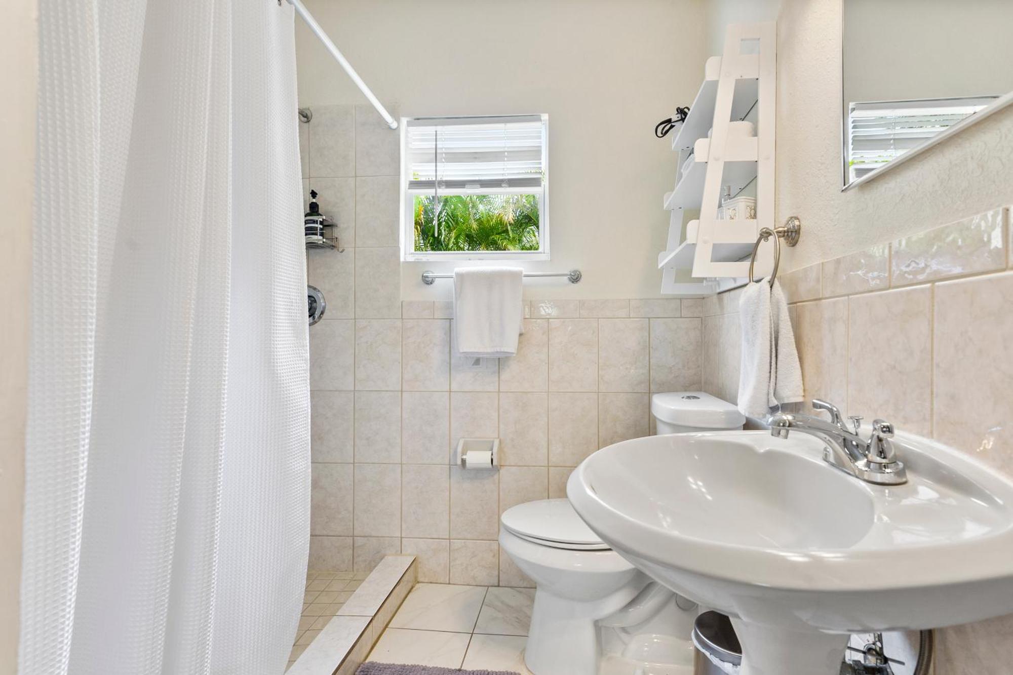 Chic Downtown Vacation Home And Guest Home West Palm Beach Buitenkant foto