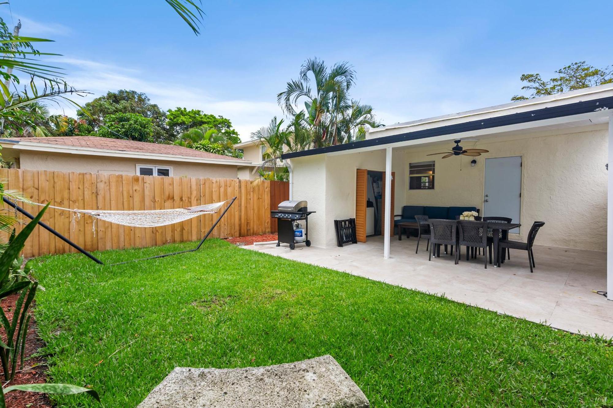 Chic Downtown Vacation Home And Guest Home West Palm Beach Buitenkant foto