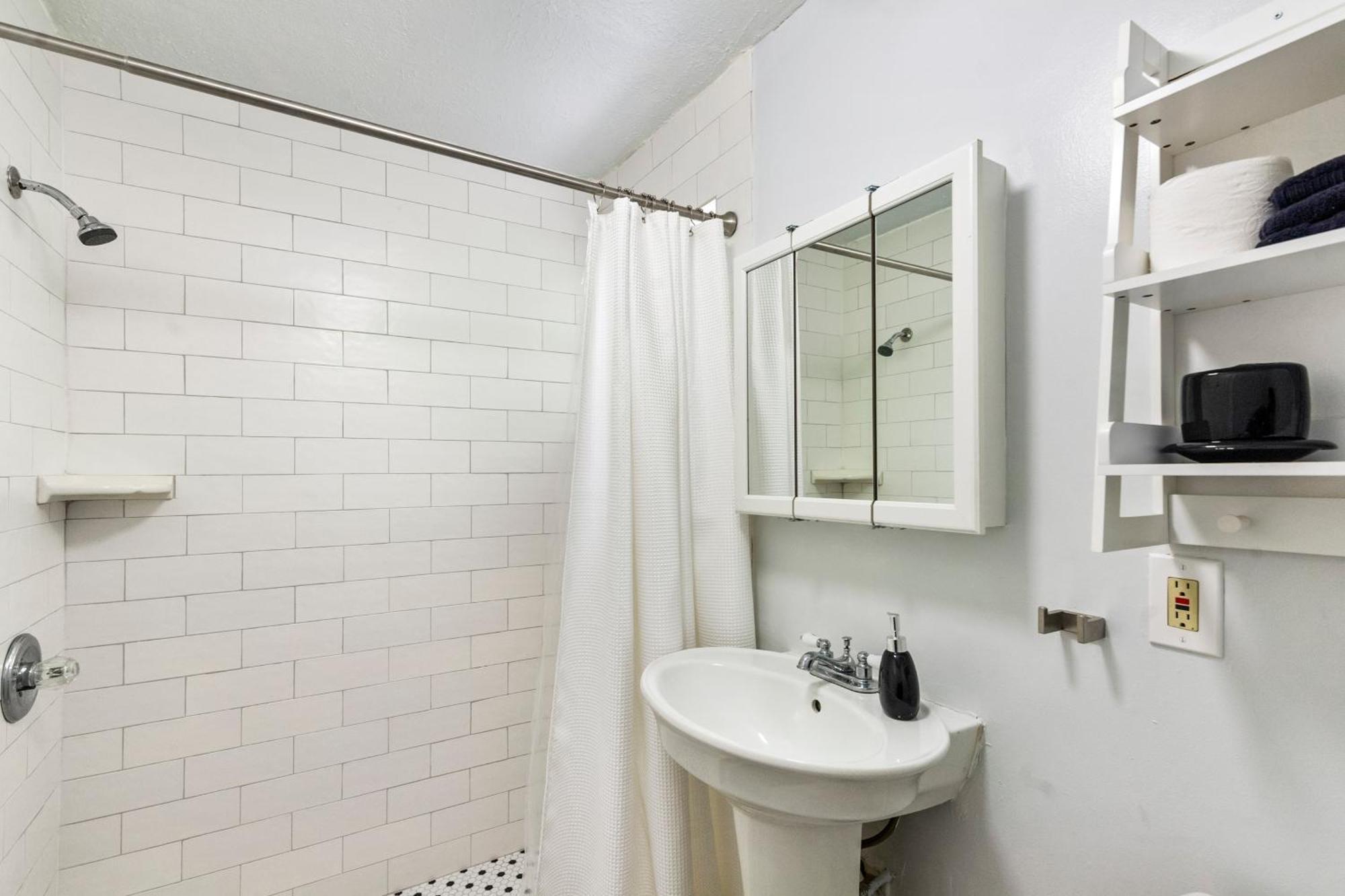 Chic Downtown Vacation Home And Guest Home West Palm Beach Buitenkant foto